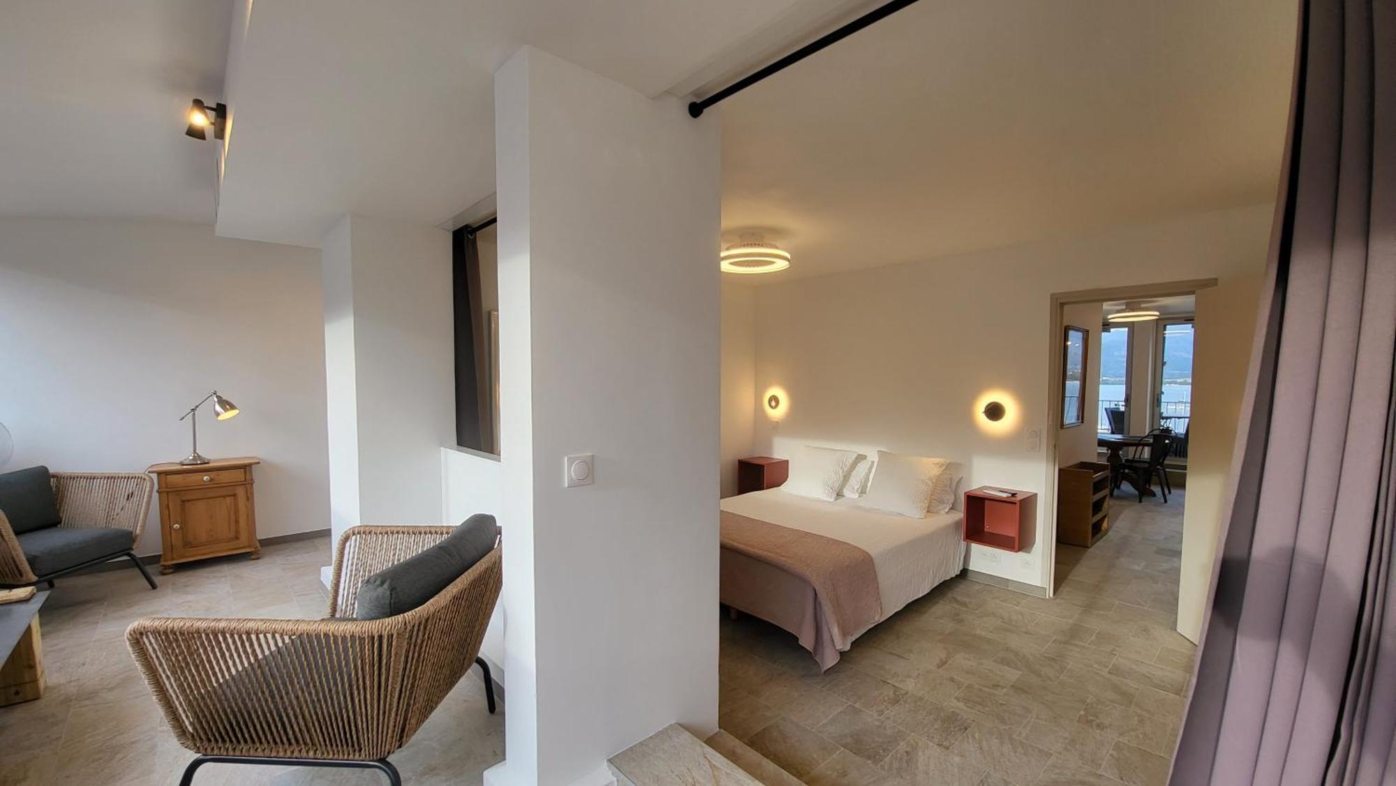 Apartment Sur La Baie, En Centre Calvi (Corsica)